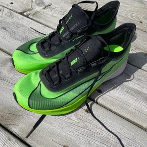 Nike Zoom Fly 3